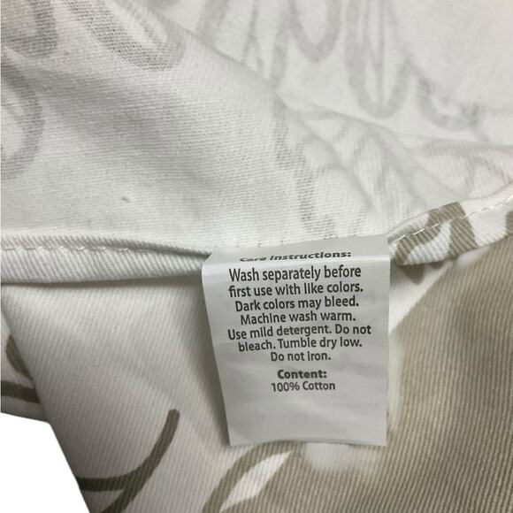 Disney Mickey Mouse Apron with Gray Fall Leaf Design NWT - Picture 5 of 5